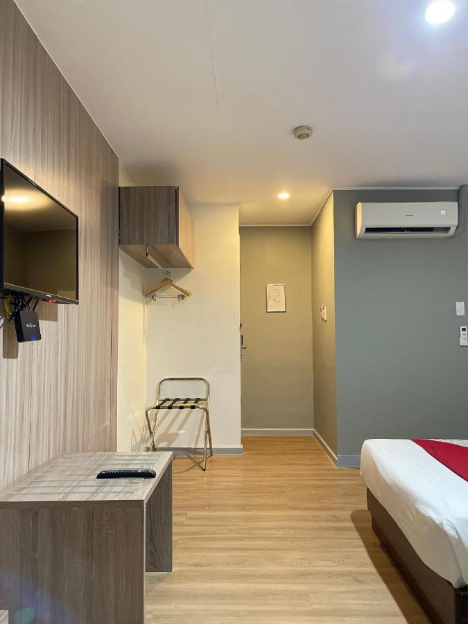 Anex Hotel Near Us Embassy Manila Eksteriør bilde